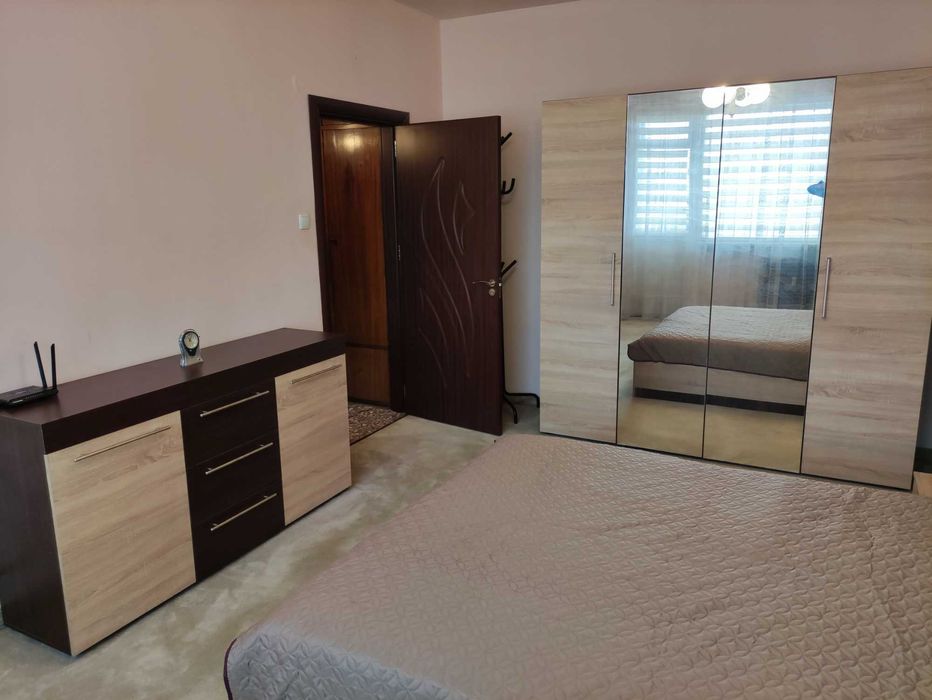 Дава се под наем Тристаен апартамент в София, Център - 84 кв.м за 900 € - Снимка #7