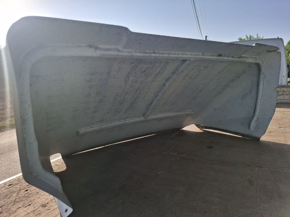 Спойлер за Ивеко Дейли