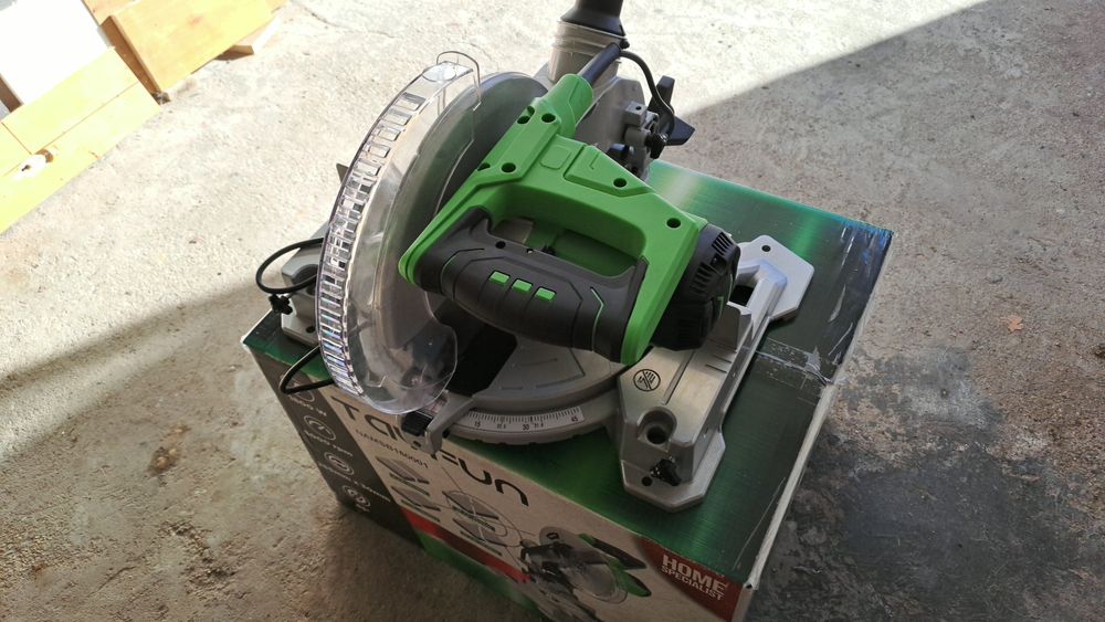 Настолен потапящ циркуляр