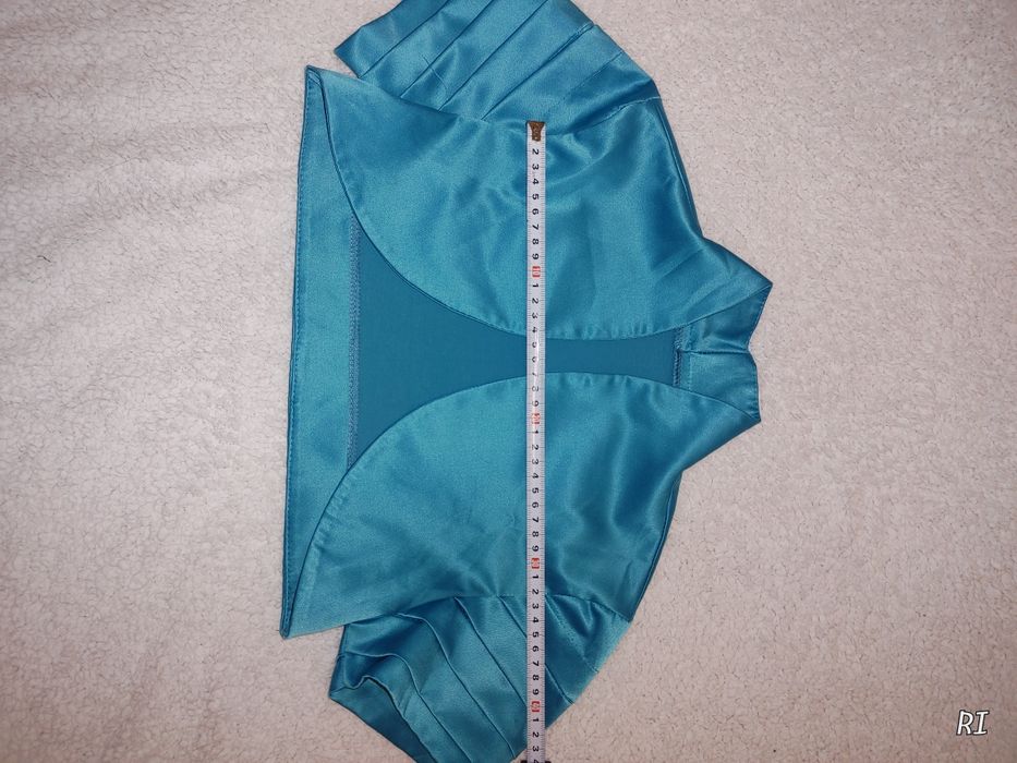 Дамско плътно сако  и сатенено болеро