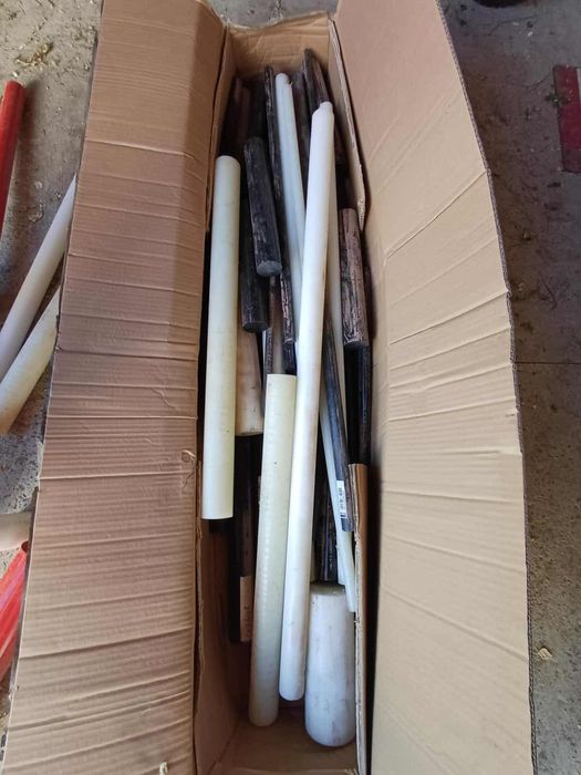 Bare teflon diverse dimensiuni – 65 lei/kg