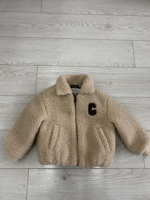 Куртка на девочку Zara