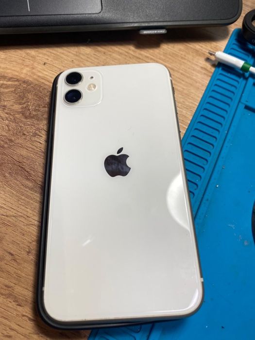 Айфон 11 белый цвет 128гб