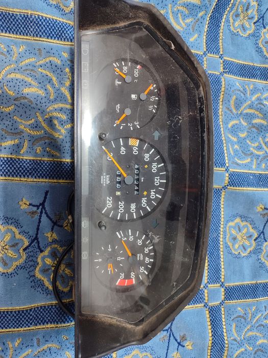 Запчасти для Мерседес 124w