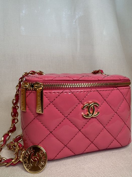 Дамска чанта CHANEL