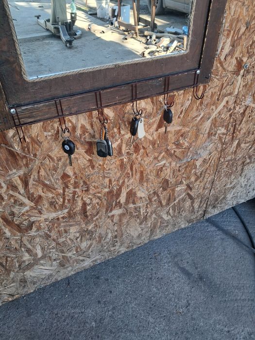 Стенно огледало 30лв