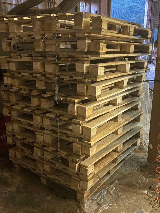 Изработвам дървени палета