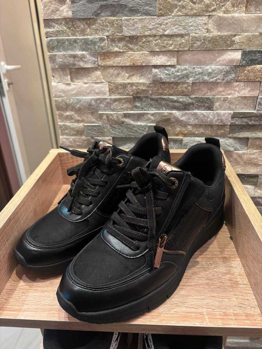 Спортно-елегантни дамски обувки Tamaris, 41 номер, пролет-есен