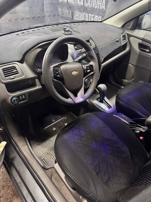 cobalt 2022 mokriy rang ideal