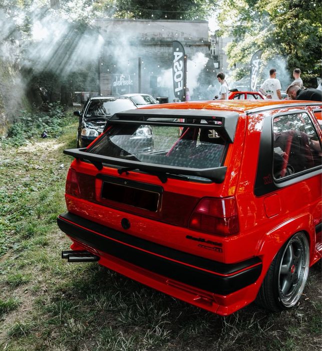 Нижний спойлер Kamei VW Golf 2