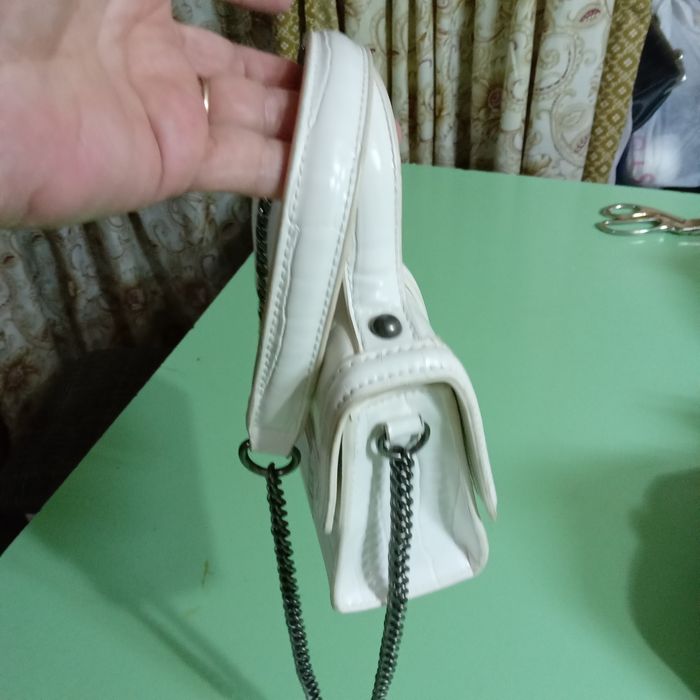 Дамская сумочка белая