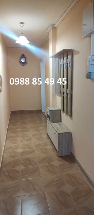 Давам под наем 3-стаен с гараж.Район Л.К.Тракия.От собственик без брокери.