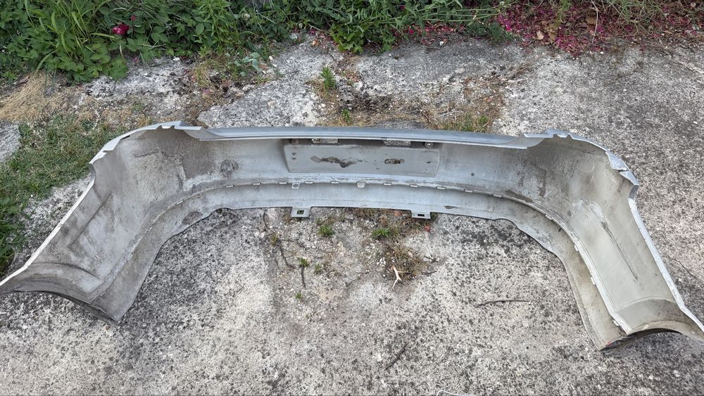 Opel vectra c задна броня (охлузена)