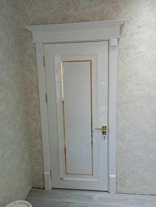 Optim eshiklar olami