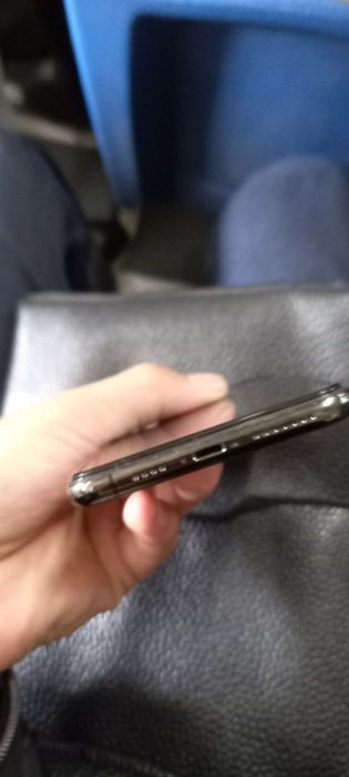 Xs max qora 256 talik face ishledi