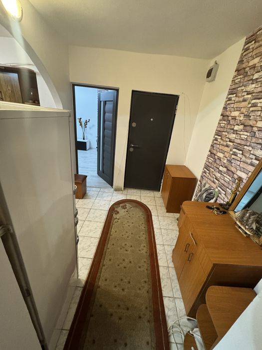 Apartament cu doua camere de vanzare central Beius
