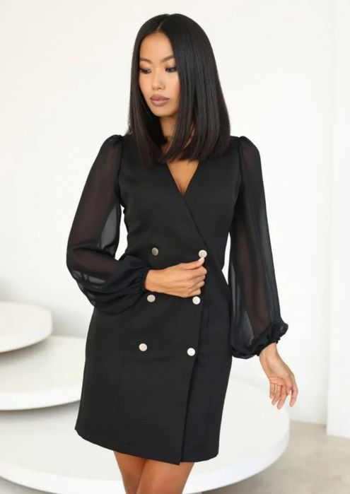 Платье  стильное новое