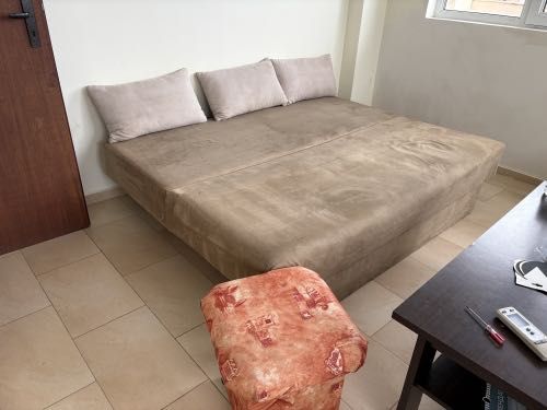 Разтегателен диван