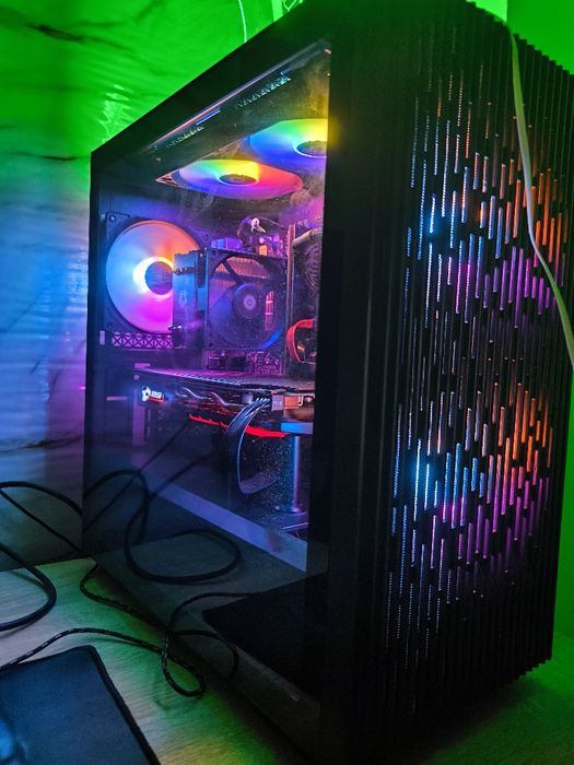 Vând Carcasă DeepCool Matrex 40 3FS