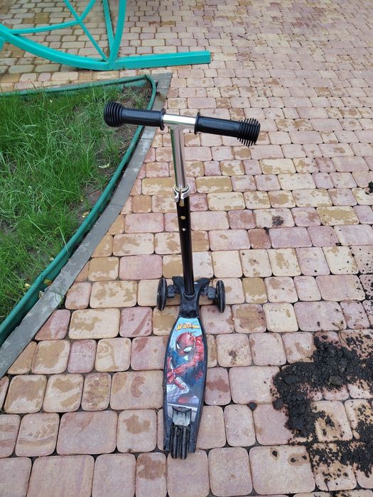 Самокат детский.