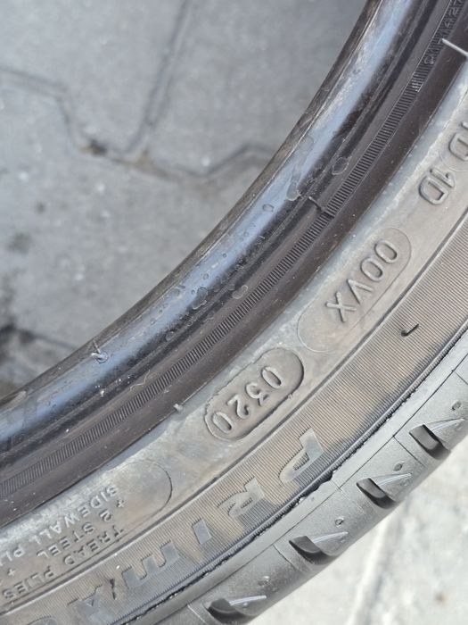 275 35 19 Michelin