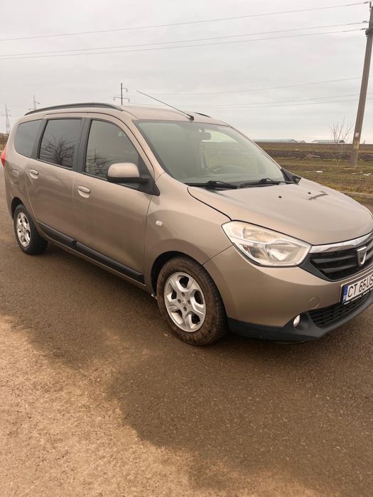 Dacia Lodgy 2012
