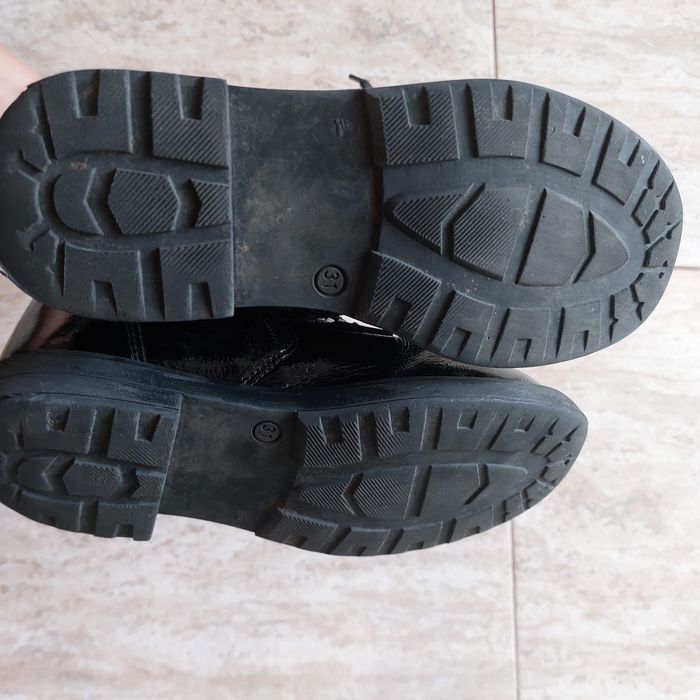 Vând ghete fetita mărimea 31