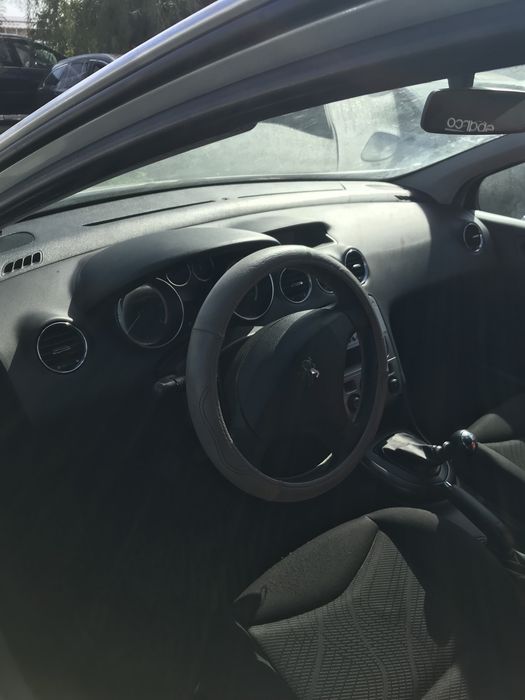 Plasa Bord Peugeot 308 1.6 hdi an 2010