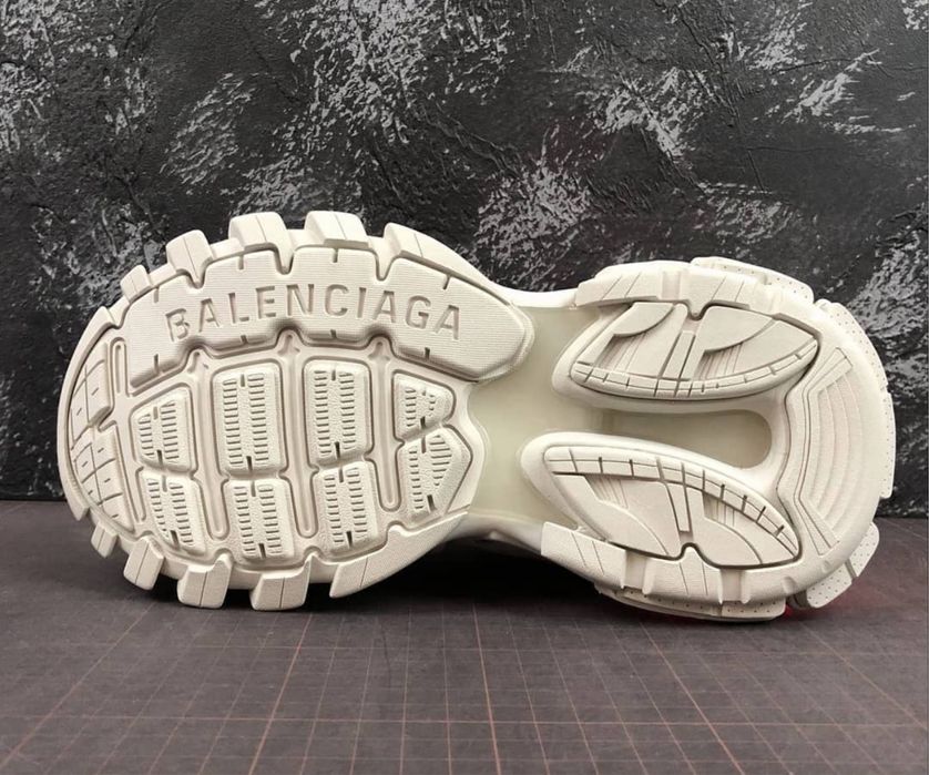 Balenciaga track led alb