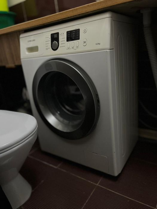 Продам стиральную машину