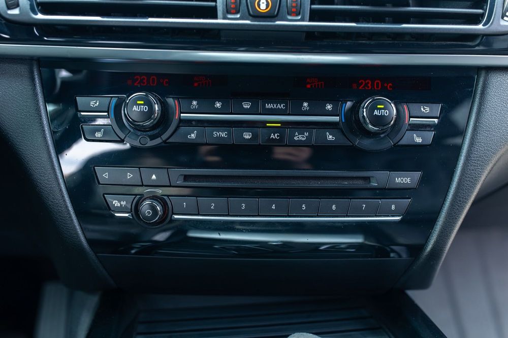 BMW X5 2015 — imagine 2