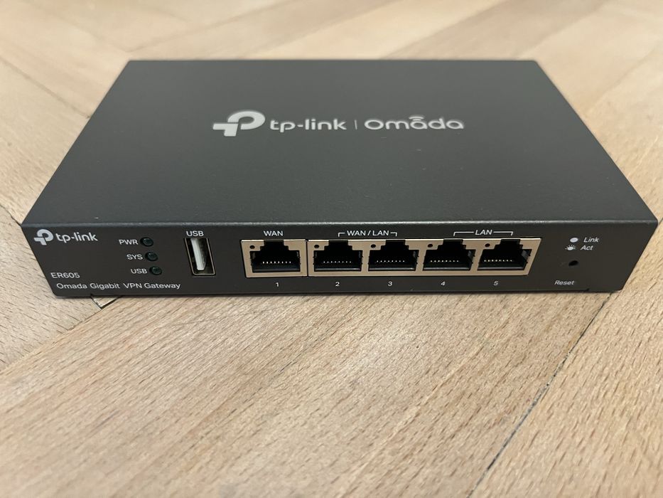 Router TP-Link ER 605 Omada nou