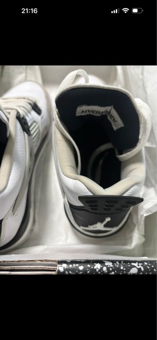 Air Jordan 4 Retro Military Black