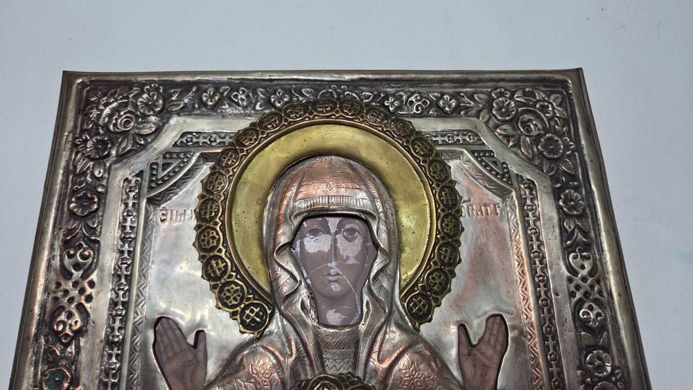 Icoana deosebita cu Sfanta Fecioara