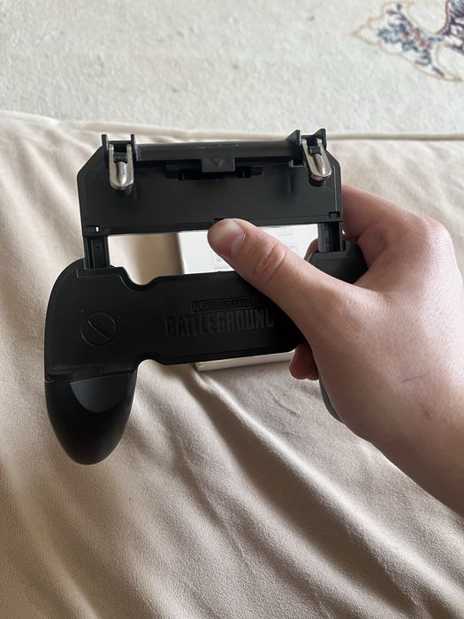 Продам джойстик для игр на телефоне