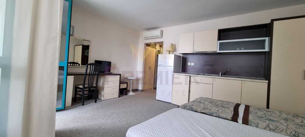 Продава се Едностаен апартамент в к.к. Златни пясъци - 46 кв.м за 979 €/кв.м - Снимка #4