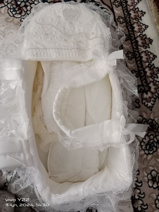 Raddomdan chaqaloq olib chiqish uchun savat