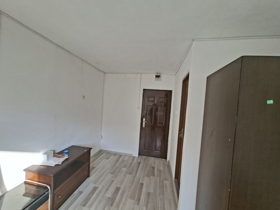 Vând garsoniera Orșova