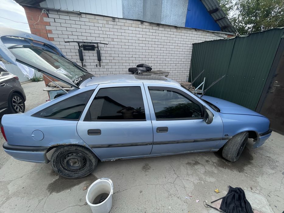 опель вектра, 1.8 1993