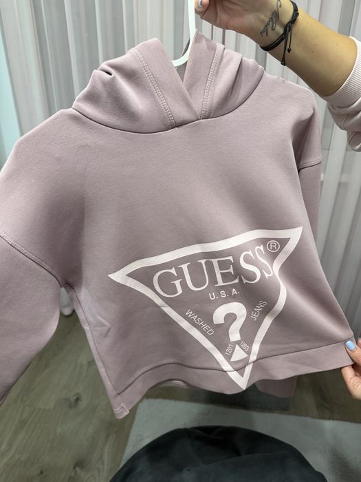 Суичър guess 14 години