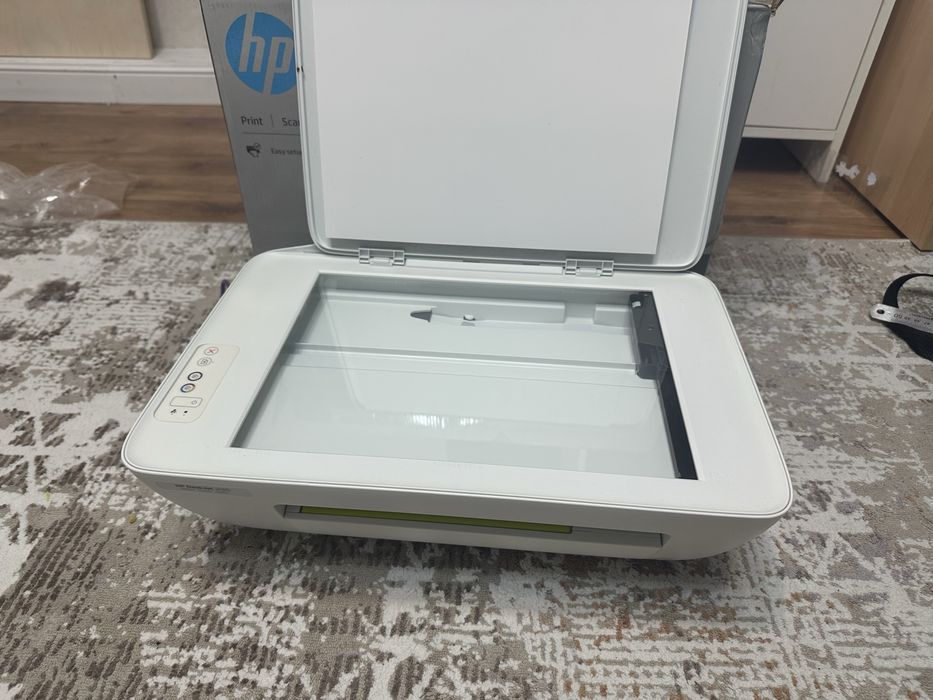 Принтер струйный HP Descjet 2130