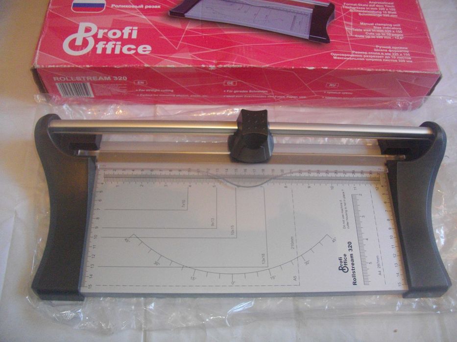 Ел. Длето Шабър BOSCH Ел.Поялник 150W Ролков нож хартия