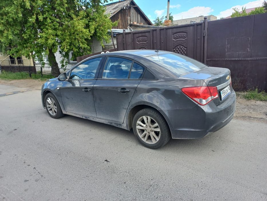 Продам Chevrolet Cruze