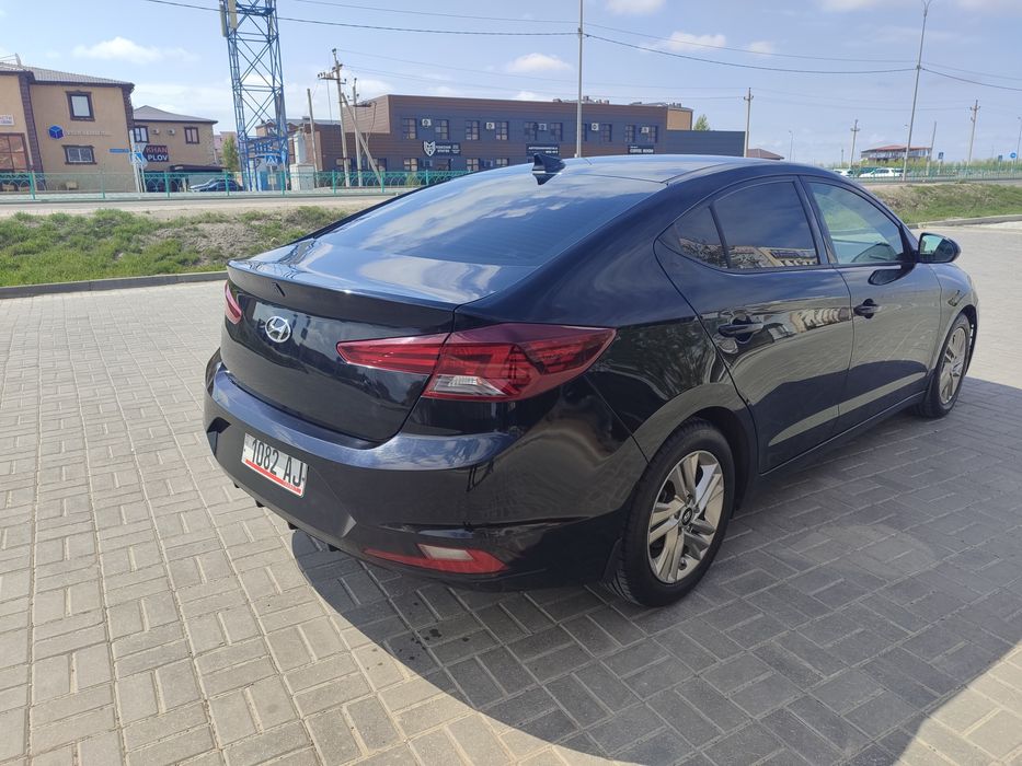 Хюндай Элантра 2019 года