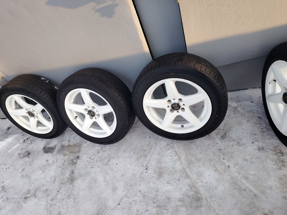 Продам диски с шинами