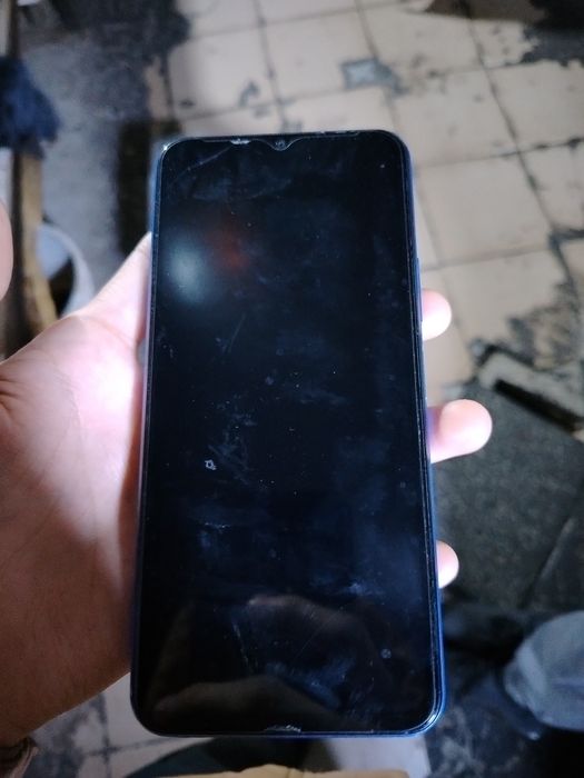 VivoY21 64 gb xotira