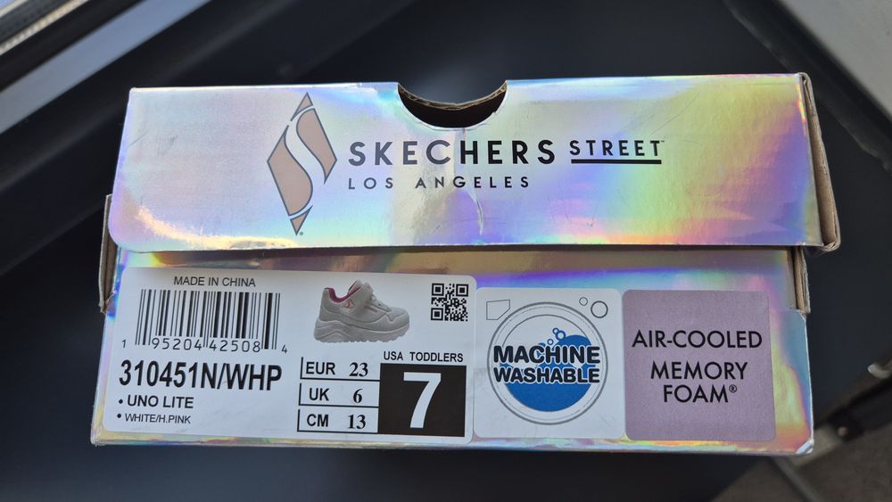 Skechers fete marimea 23