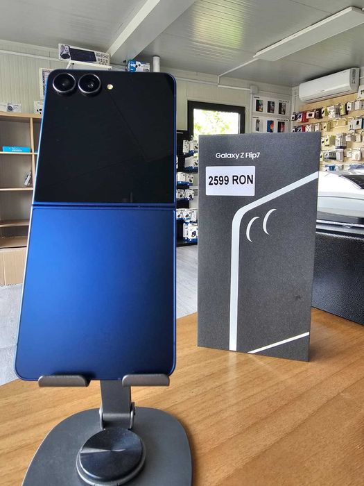 Samsung Z Flip 7 256 GB - Ca Nou - Factura + Garantie