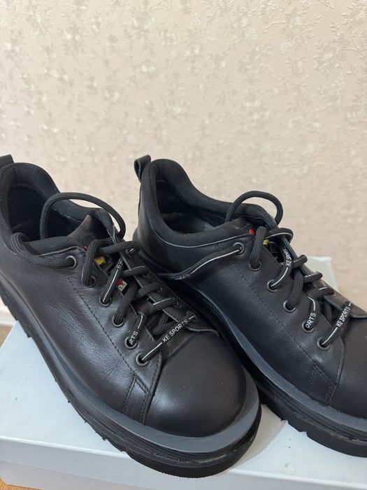 Обувь 39 размер, носила 1 раз