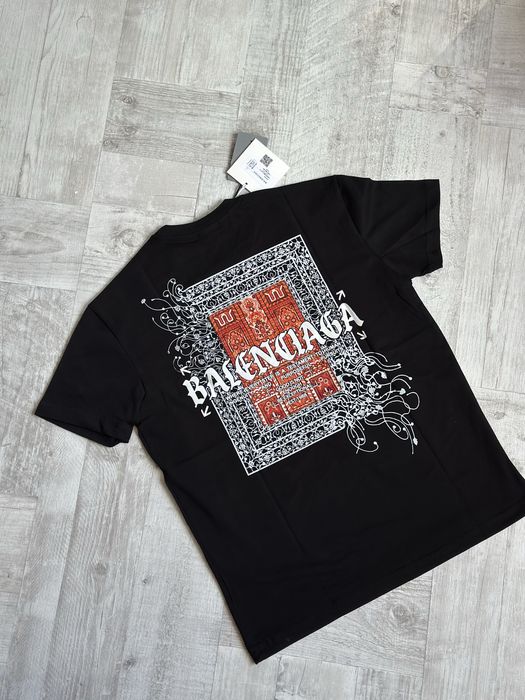 Tricou Balenciaga bandana